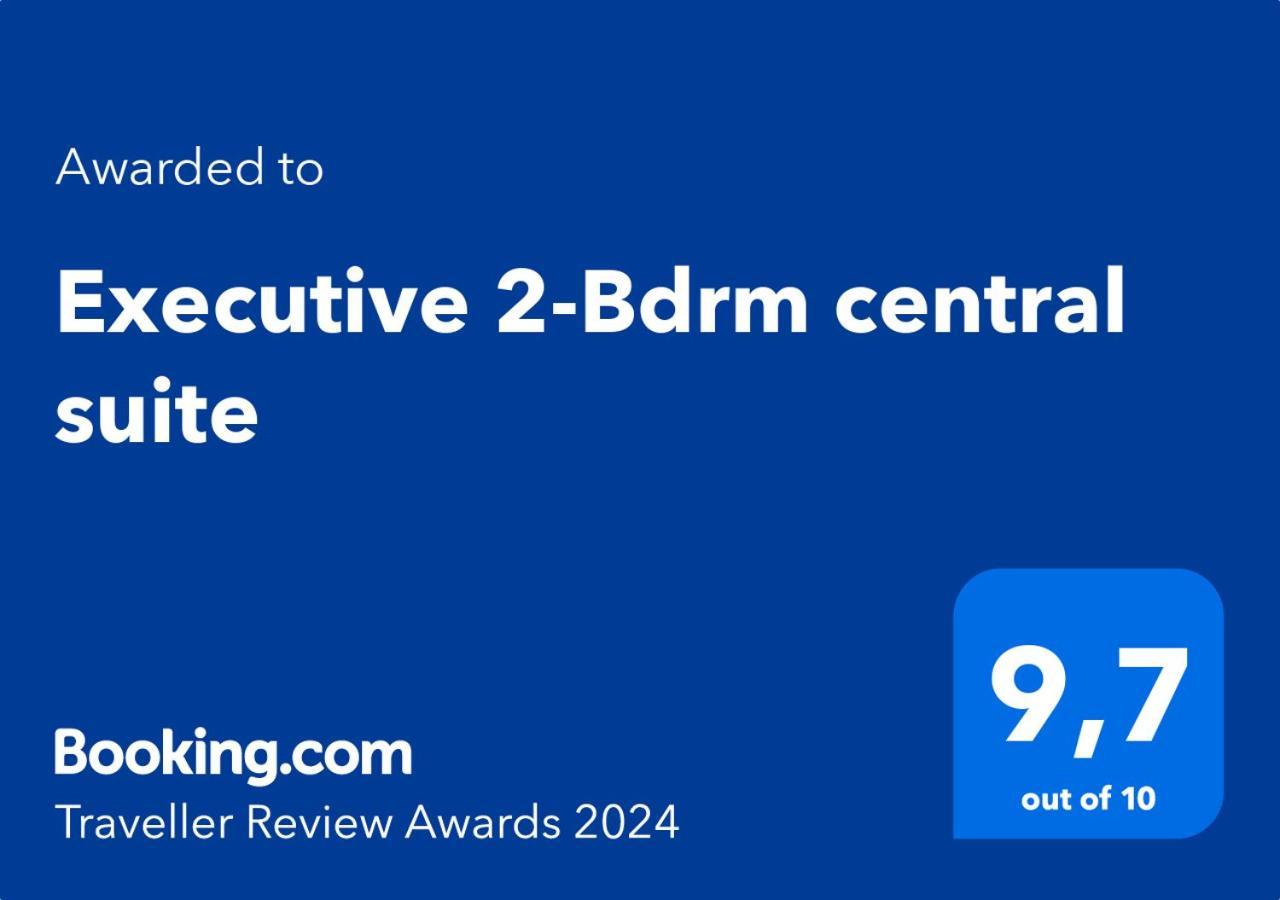 Executive 2-Bdrm Central Suite Ústí nad Labem 外观 照片