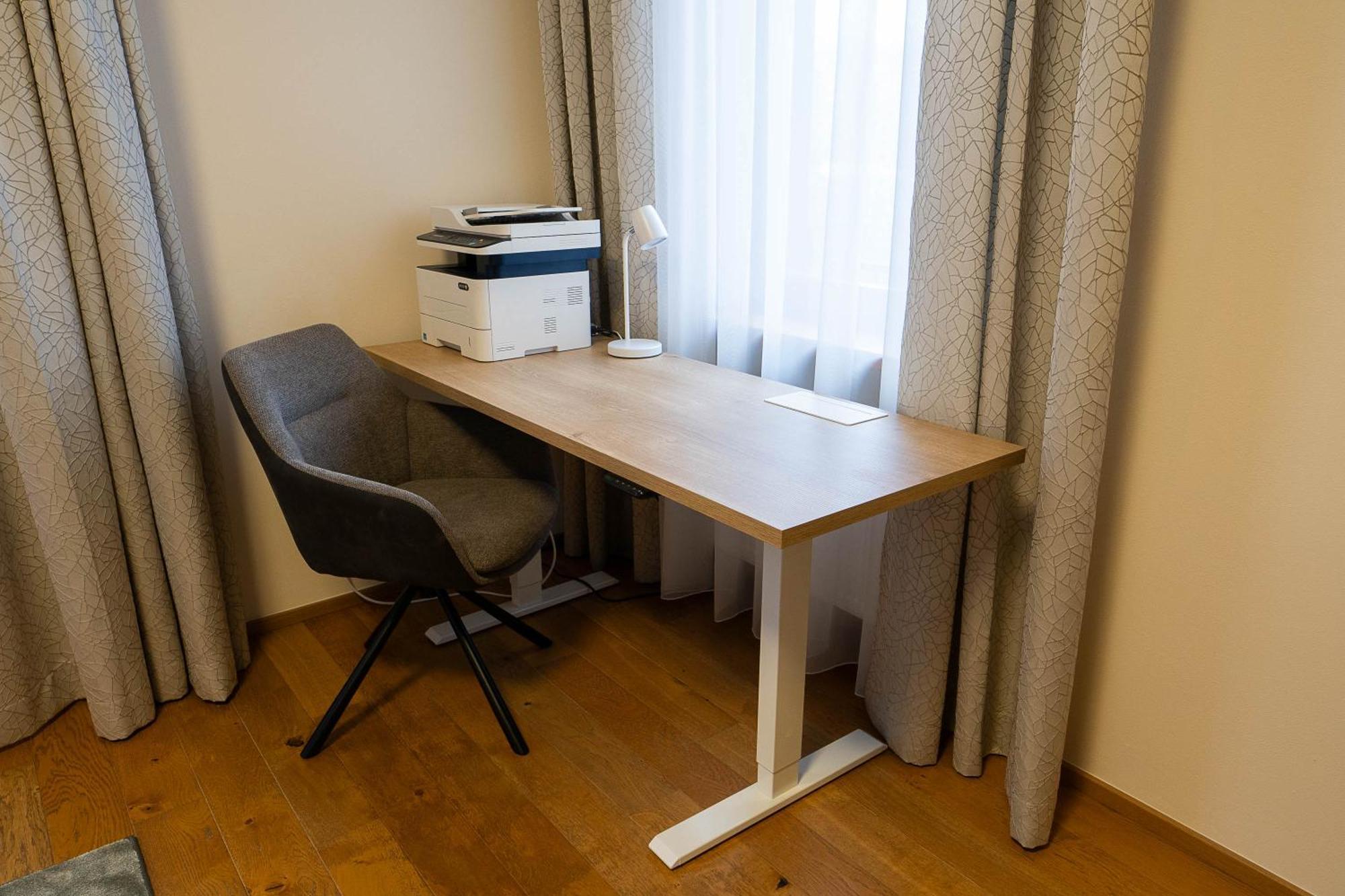 Executive 2-Bdrm Central Suite Ústí nad Labem 外观 照片