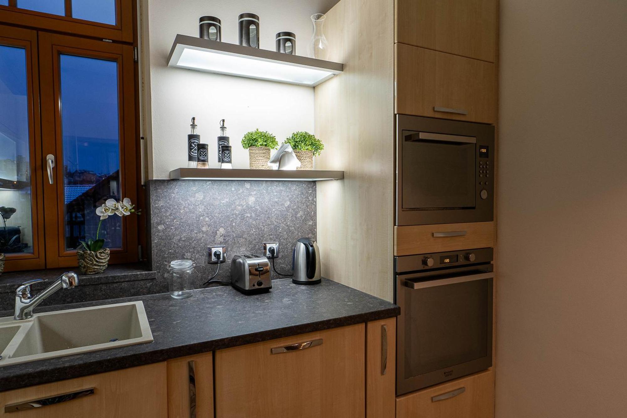 Executive 2-Bdrm Central Suite Ústí nad Labem 外观 照片