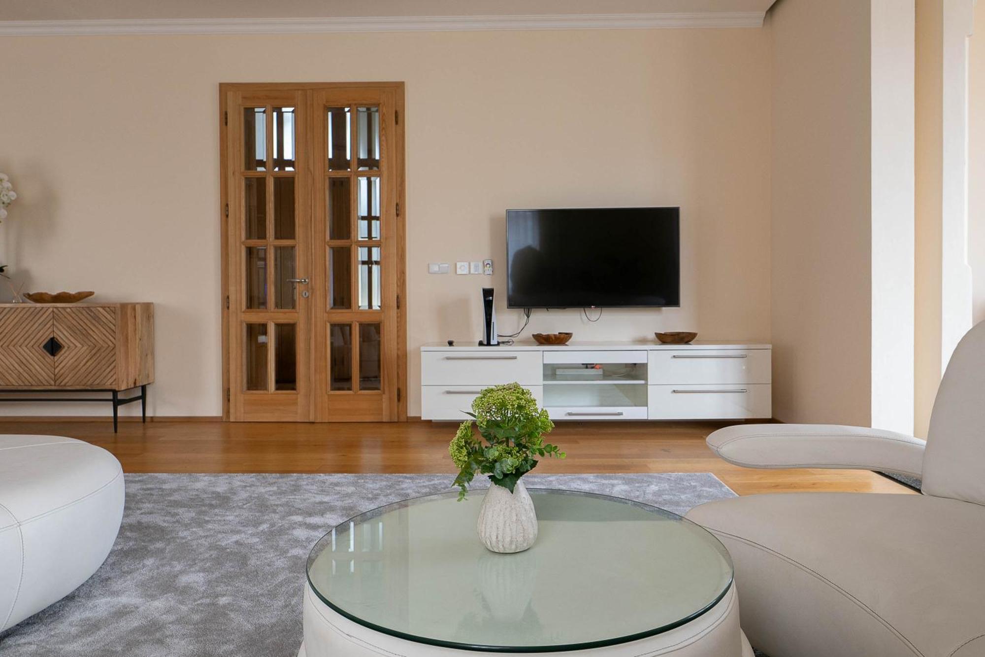 Executive 2-Bdrm Central Suite Ústí nad Labem 外观 照片