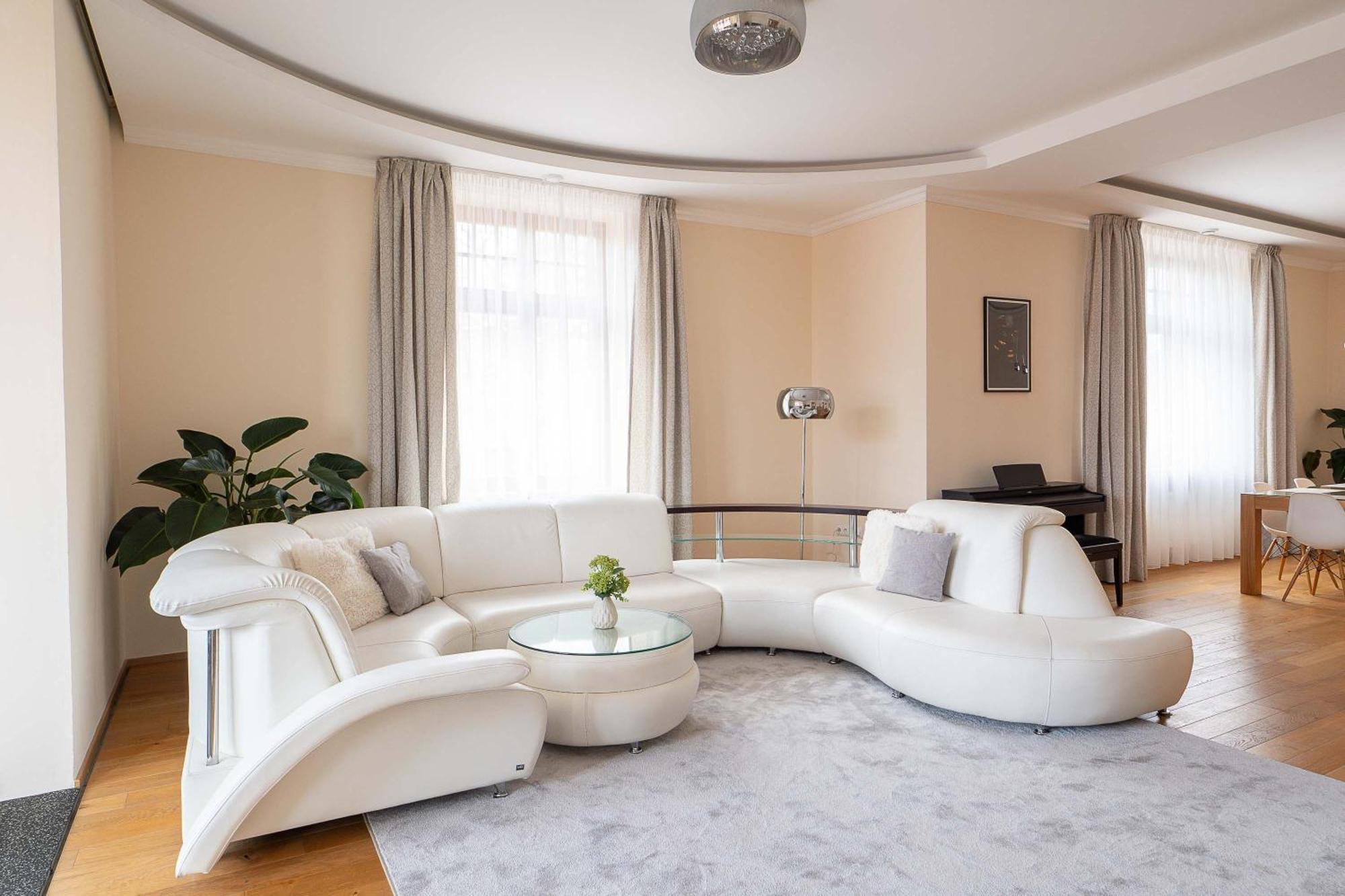 Executive 2-Bdrm Central Suite Ústí nad Labem 外观 照片